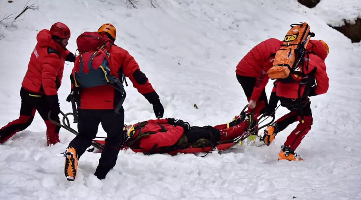 Peste 100 de oameni au sunat la Salvamont, în ultimele 24 de ore. Cele mai multe apeluri au fost în Sinaia