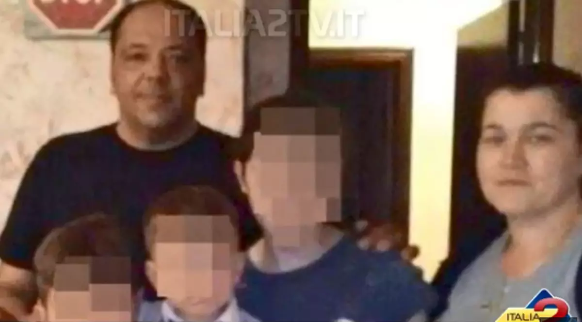 Italianul care a ucis o româncă anul trecut a murit și el azi, în închisoare. El o incendiase pe Violeta Senchiu