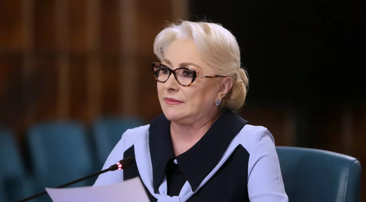 Premierul Viorica Dăncilă, apel către cei care îşi iubesc ţara: "Veniţi cu soluţii constructive şi haideţi să facem ce trebuie pentru a îmbunătăţi infrastructura în România!"