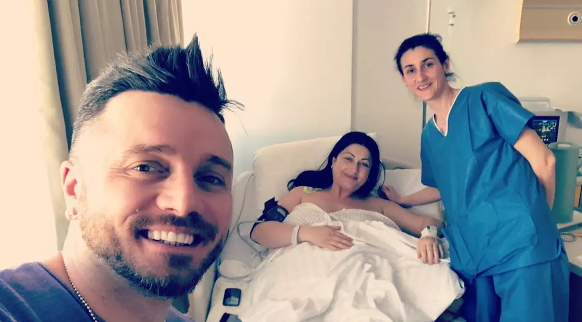 Soțul Gabrielei Cristea a făcut naveta între casă și spital! S-a împărțit între cele două fiice