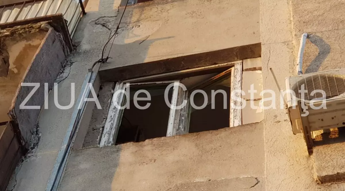 Explozii în două locuințe din Constanța