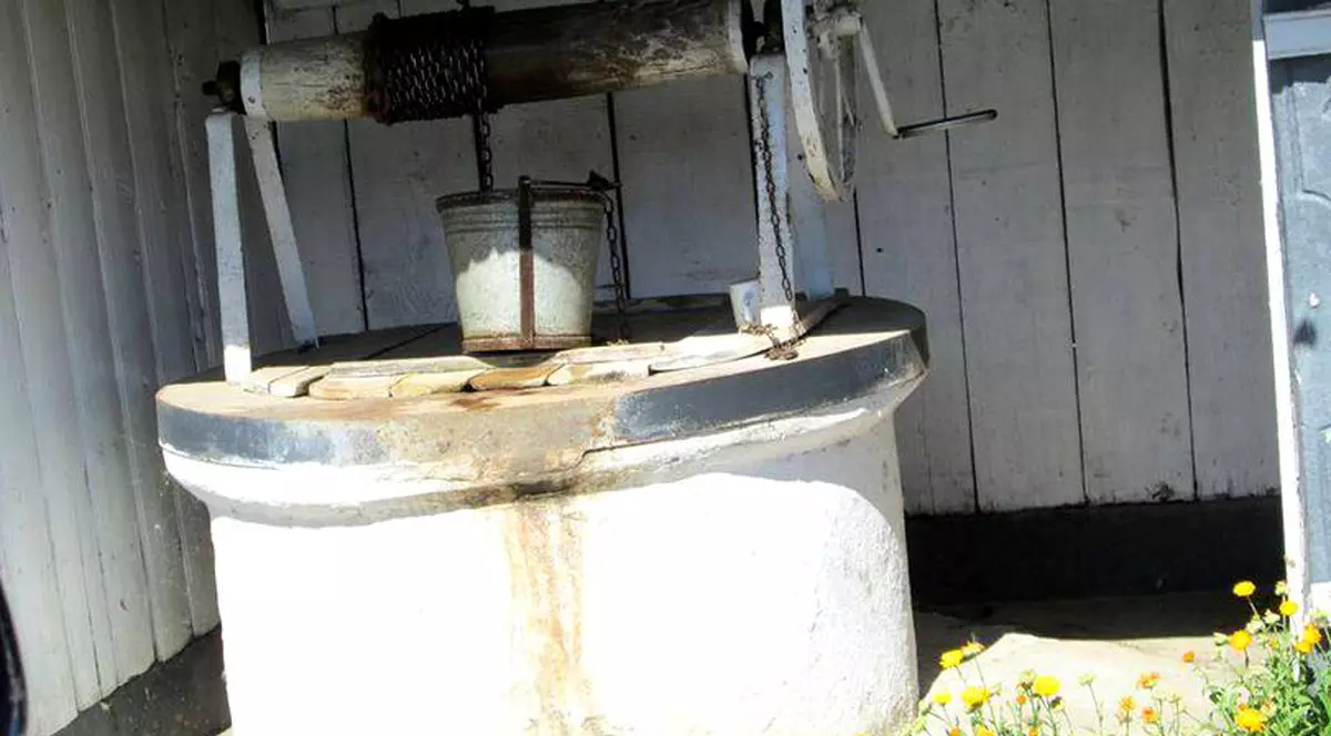 Bărbat din Tulcea, dispărut de acasă, găsit mort în fântâna din curtea locuinţei sale