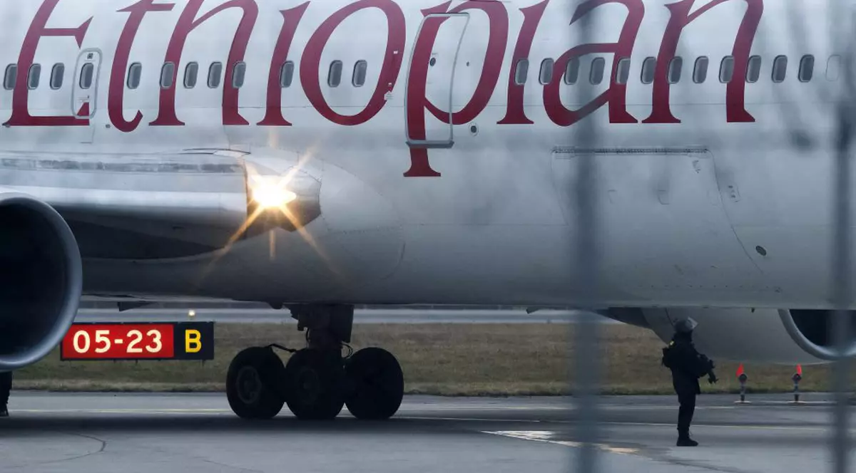 cu 149 de persoane la bord s-a prăbușit