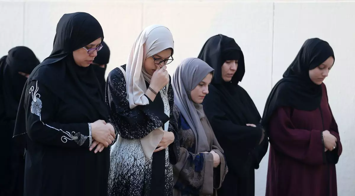 Google refuză să elimine o aplicaţie prin care bărbaţii saudiţi își urmăreasc soțiile