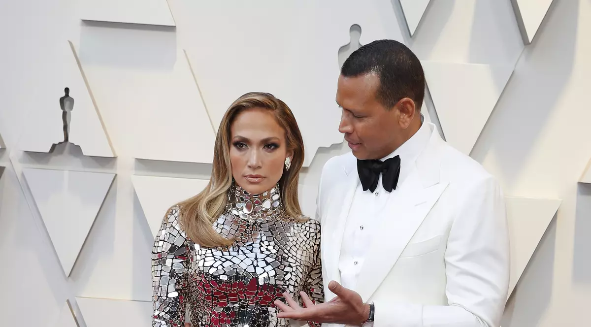 Alex Rodriguez a înșelat-o pe Jennifer Lopez