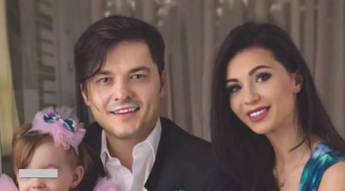 Cu un pas mai aproape de nuntă: Liviu Vârciu o prezintă pe Anda Călin drept soția lui