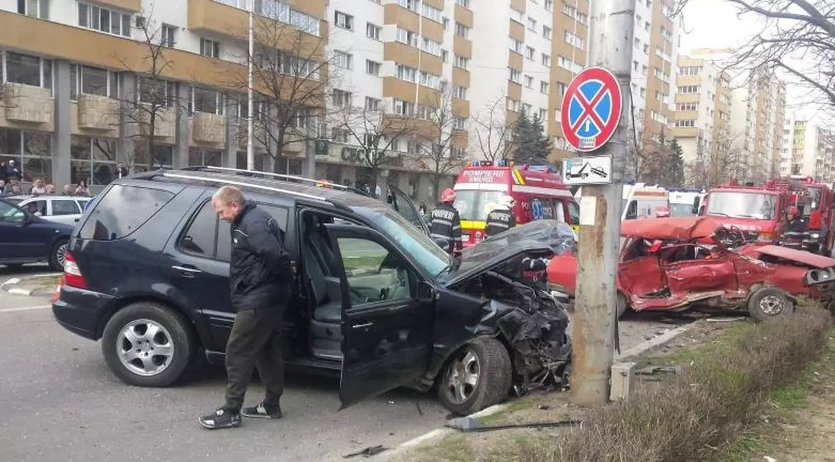 Accident grav la Zalău: doi morți și un rănit