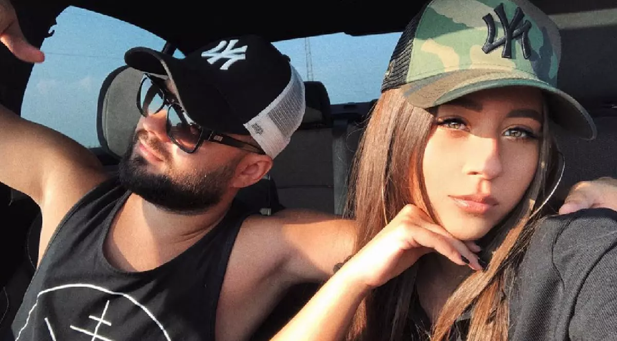 Ce spune Nicole Cherry despre relația cu iubitul mai mare cu 8 ani. „Este prima mea relație serioasă”