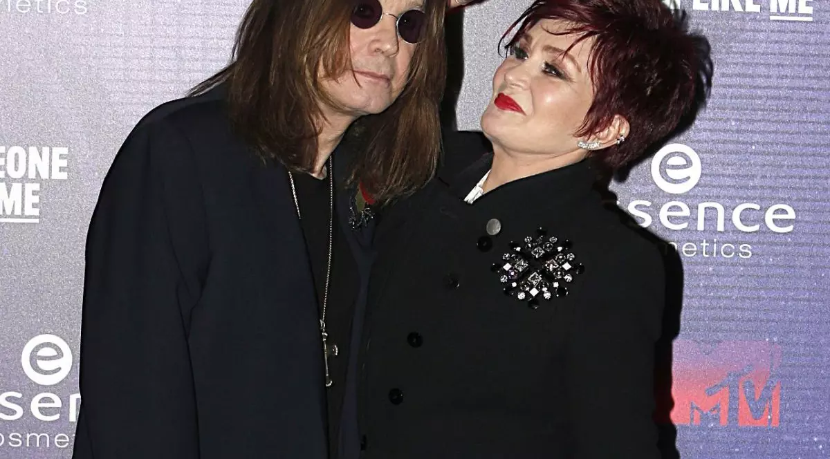 Ozzy Osbourne spune că fără Sharon ar fi fost mort de mult. Rockerul a dezvăluit ultimele cuvinte pe care i le-a spus Lemmy Kilmister înainte să moară