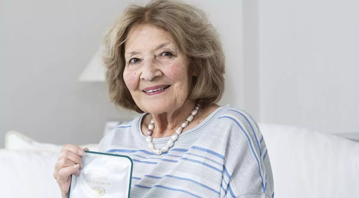 Povestea uimitoare a fetei de 17 ani care a salvat un sat întreg de la execuție