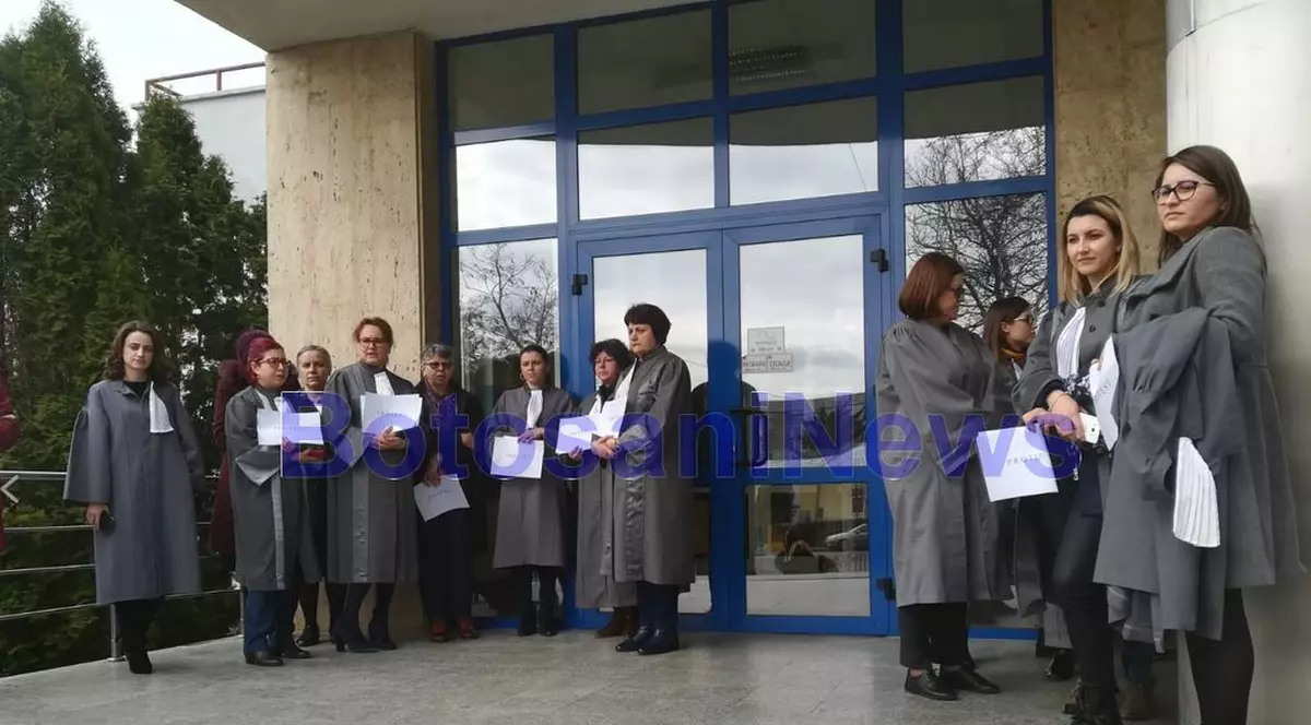 Protest spontan al grefierilor din Botoșani