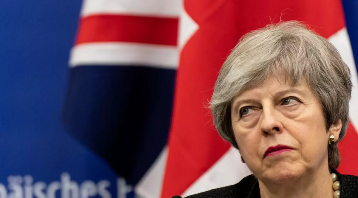 Theresa May îi va trimite lui Donald Tusk o scrisoare pentru amânarea ieşirii din UE