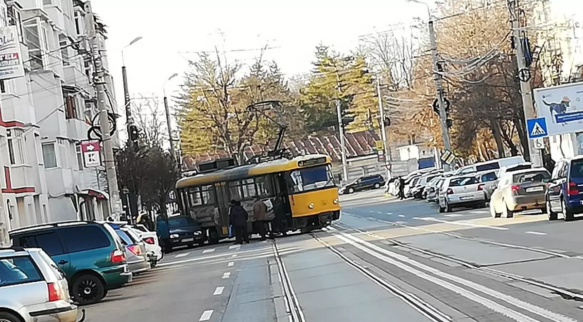 Un tramvai a sărit de pe linii la Botoșani