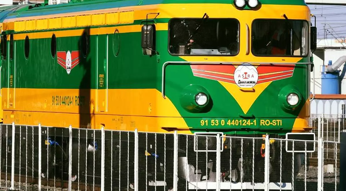 Astra Trans Carpatic anulează două rute