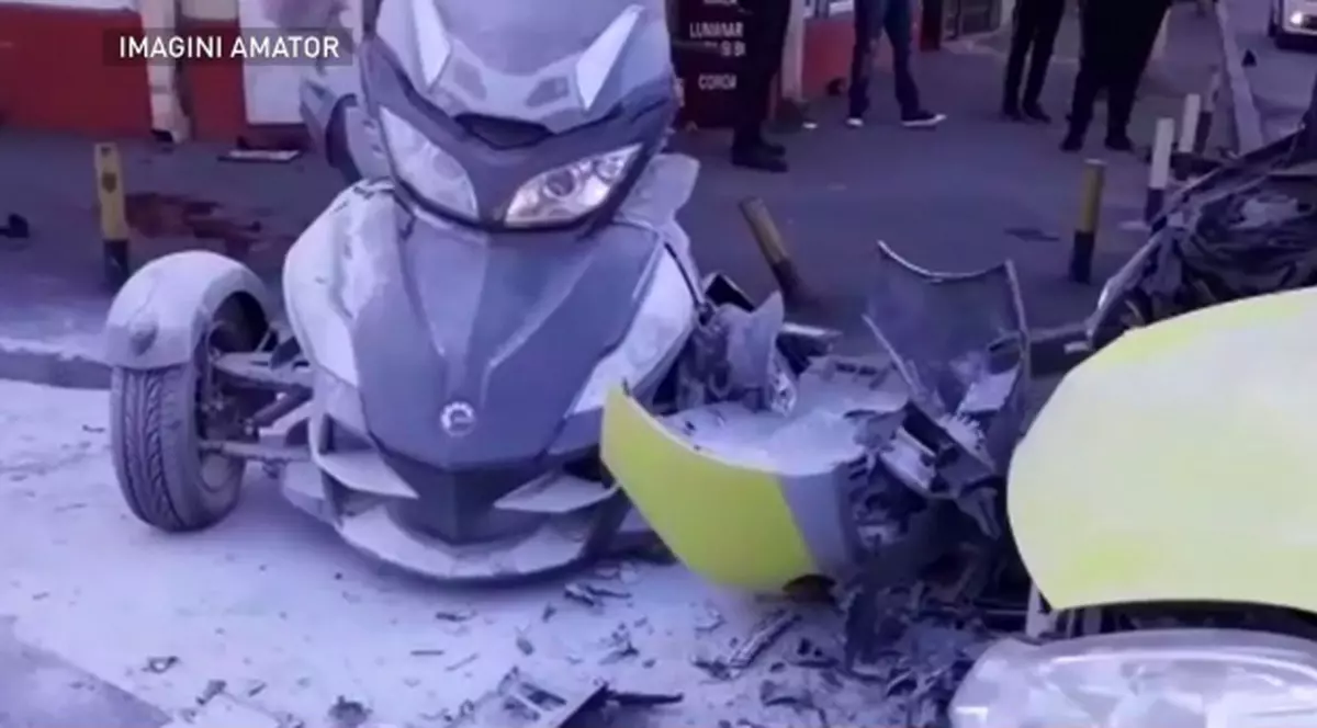 Un bărbat a făcut infarct la volan și a lovit mai multe mașini, în Capitală