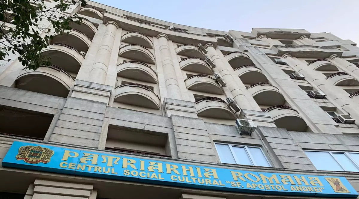 „Să fie lumină”: Cum face BOR bani dintr-un bloc cu opt etaje primit de la statul român, deși nu are voie legal să-l exploateze comercial