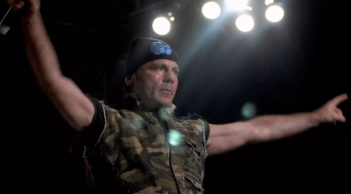 Solistul Iron Maiden a fost făcut cetăţean de onoare al Sarajevo