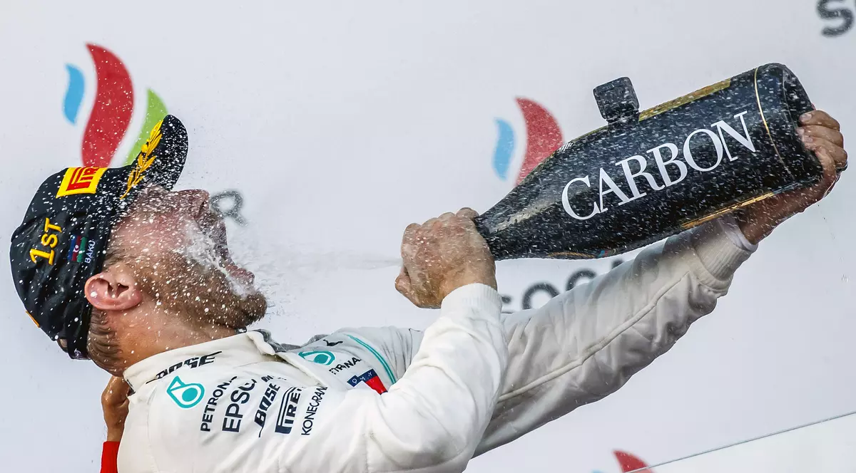Valtteri Bottas a câștigat Marele Premiu de Formula 1 din Azerbaidjan. Lewis Hamilton, pe locul 2