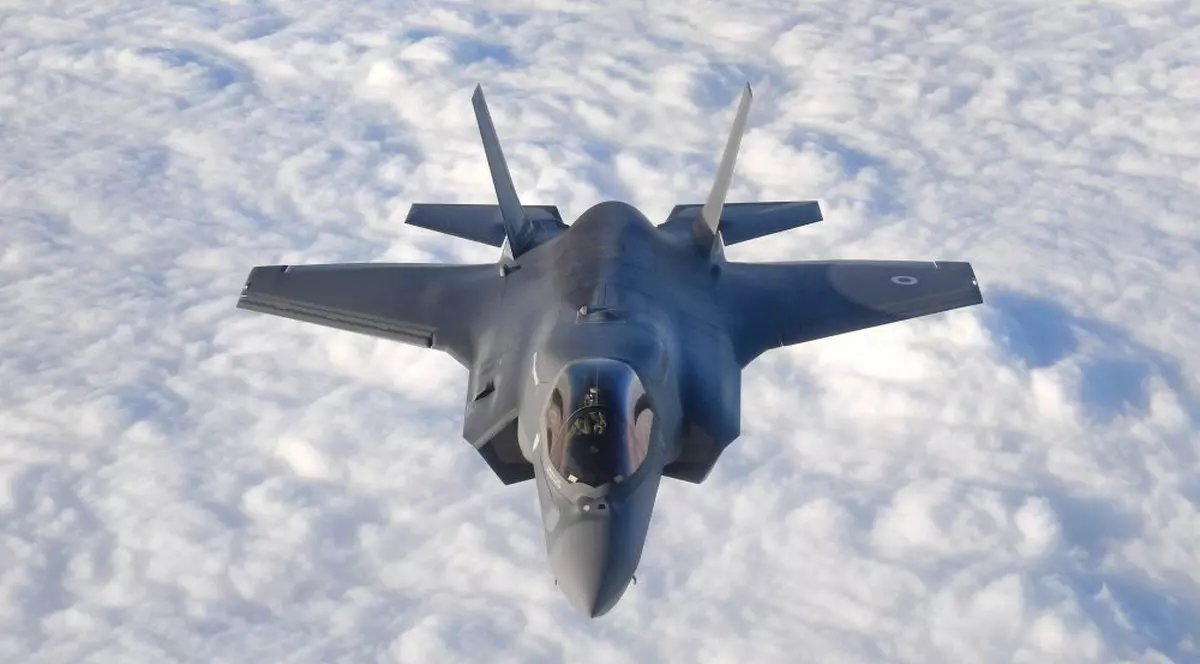 Un avion al Forţelor Aeriene din Japonia a dispărut de pe radare deasupra Oceanului Pacific