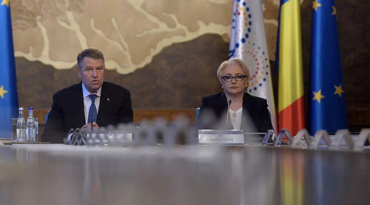 OPINIE/ PAH, despre cum poate președintele să schimbe guvernul după europarlamentare