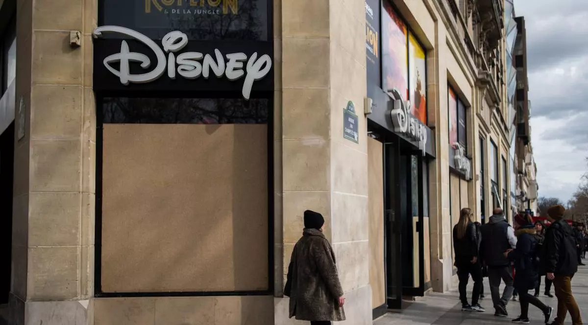 Compania Walt Disney a fost dată în judecată pentru discriminare