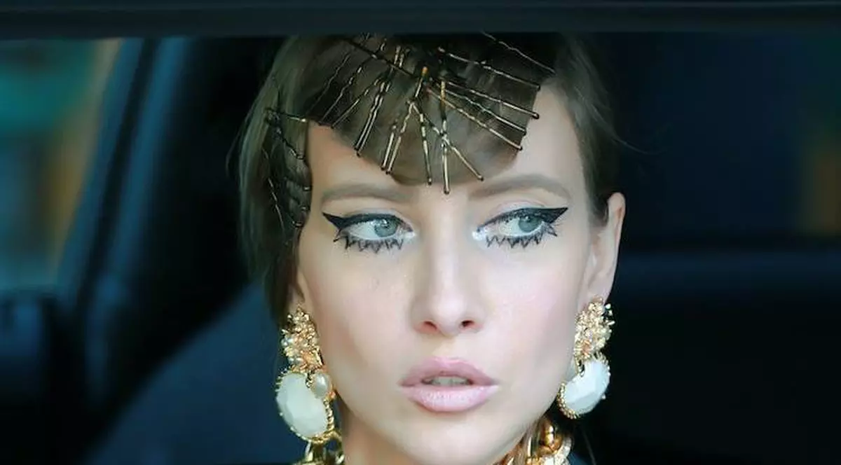 Continuă scandalului între Iulia Albu și actrița Ilona Brezoianu. "Pe mine nu mă doare în spațiul indicat de dumneavoastă"