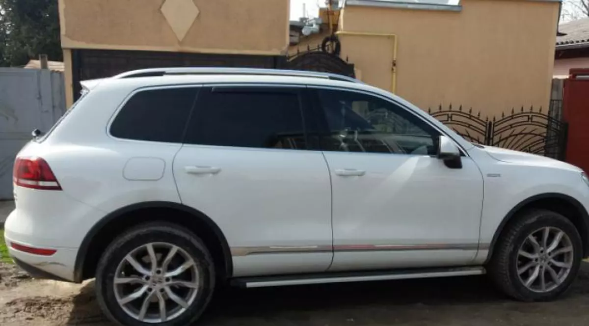 Jaf de 500.000 de lei la Brăila. Hoții au furat geanta cu bani din mașina unui afacerist