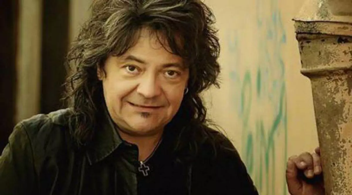 Leo Iorga s-a întors acasă, după două luni de tratamente în Germania. Prima imagine cu artistul