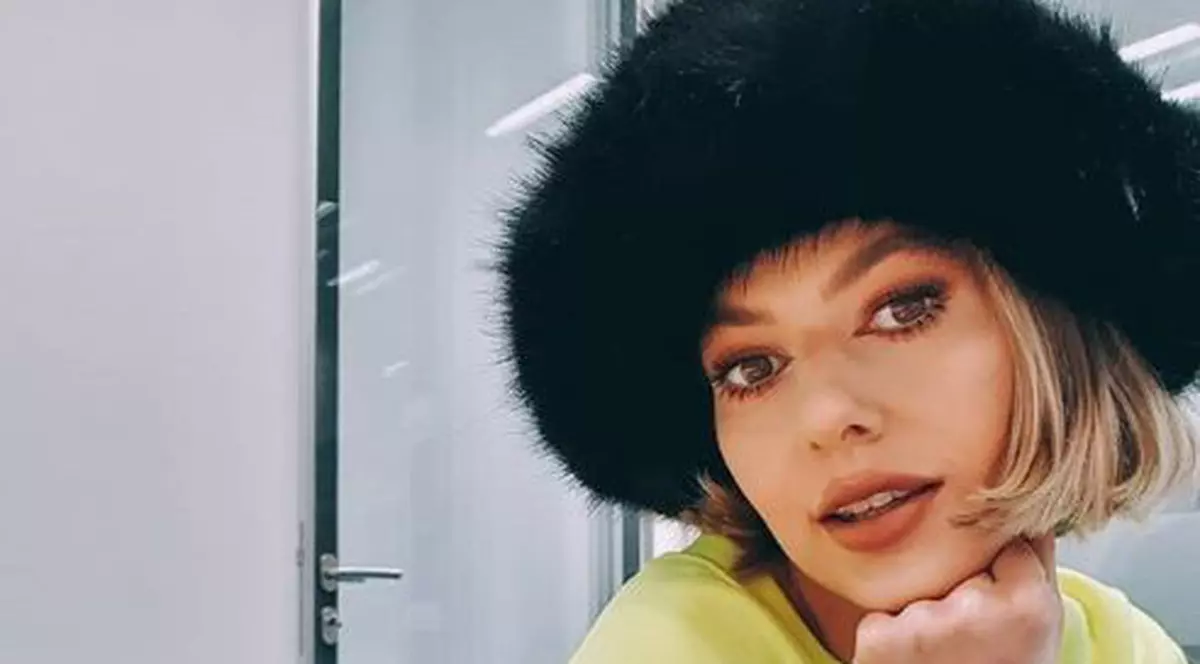 Ce îi face Lidia Buble lui Răzvan Simion când acesta doarme. Artista s-a dat de gol