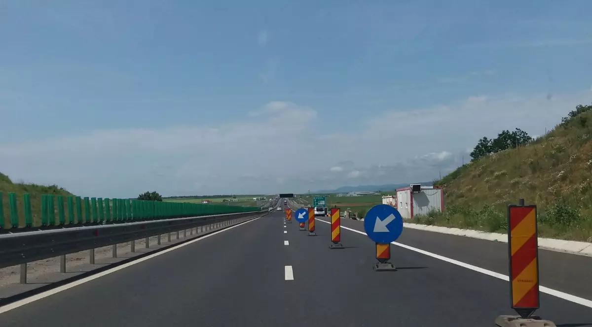 Trafic restricţionat pe Autostrada A1 Bucureşti - Piteşti, până vineri după-amiază