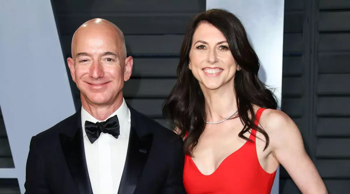 MacKenzie Bezos va deveni a patra cea mai bogată femeie din lume după divorțul de Jeff Bezos