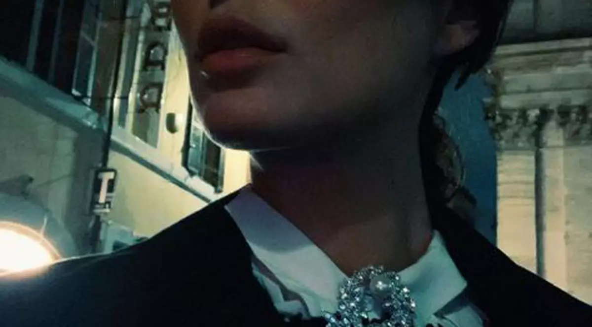 Cum îi stă lui Catrinel Menghia blondă. N-ai mai văzut-o niciodată așa | FOTO