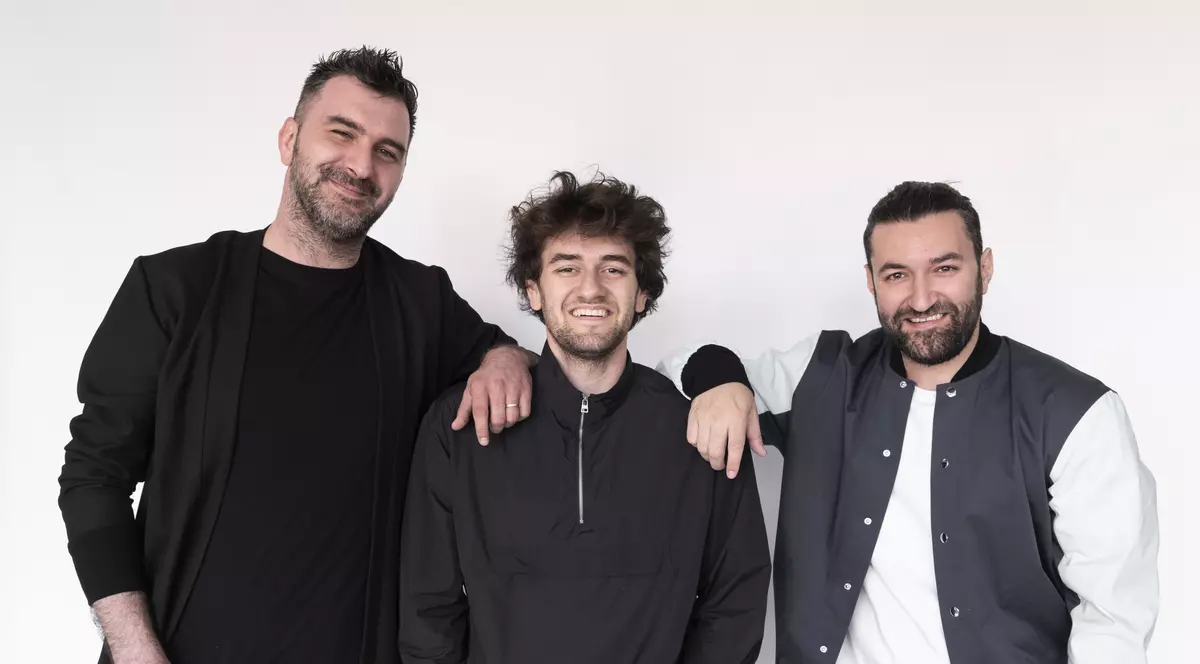 Anunțul făcut de Smiley și fratele lui, Filip. „Este felul nostru de a sărbători 11 ani de istorie”