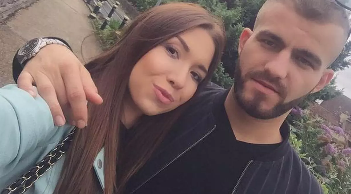 Un român din Anglia a aflat că i-a murit iubita chiar în accidentul din fața lui. Cristian aștepta să se elibereze autostrada blocată de accident