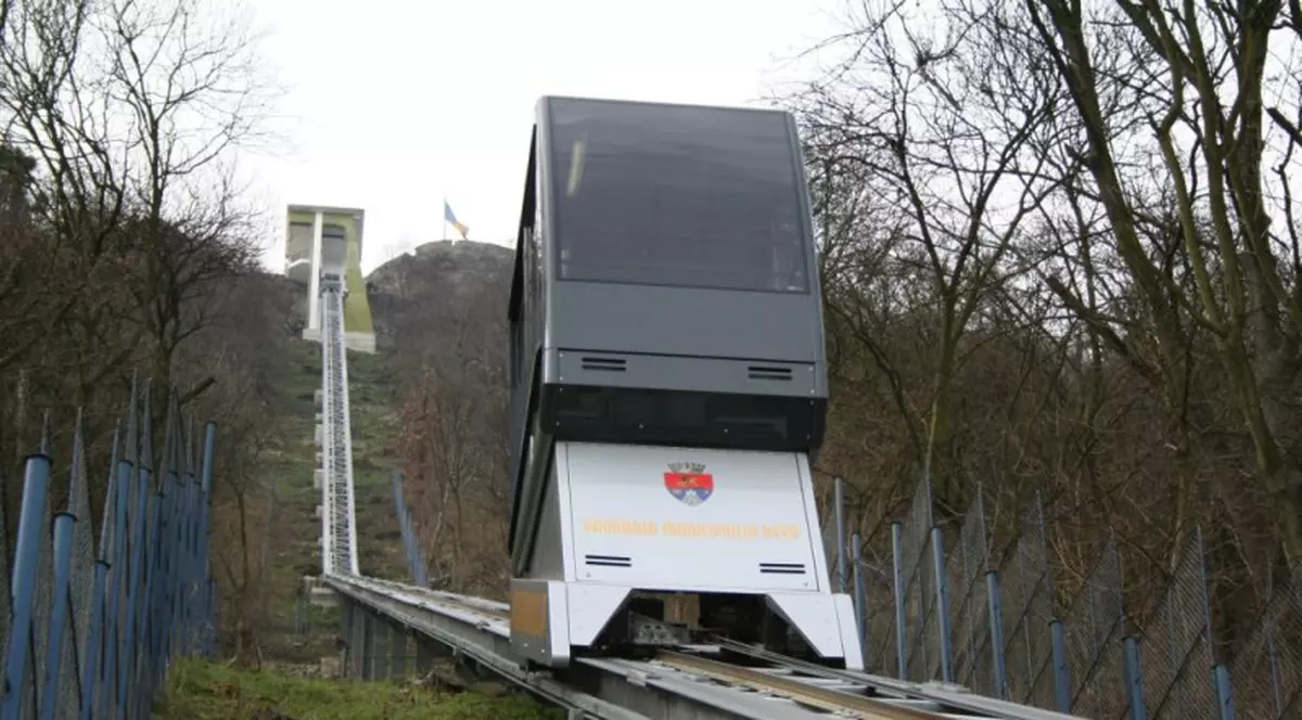 Telecabina de la Cetatea Deva, program special de Paşte. Ce modificări vor fi după 1 mai