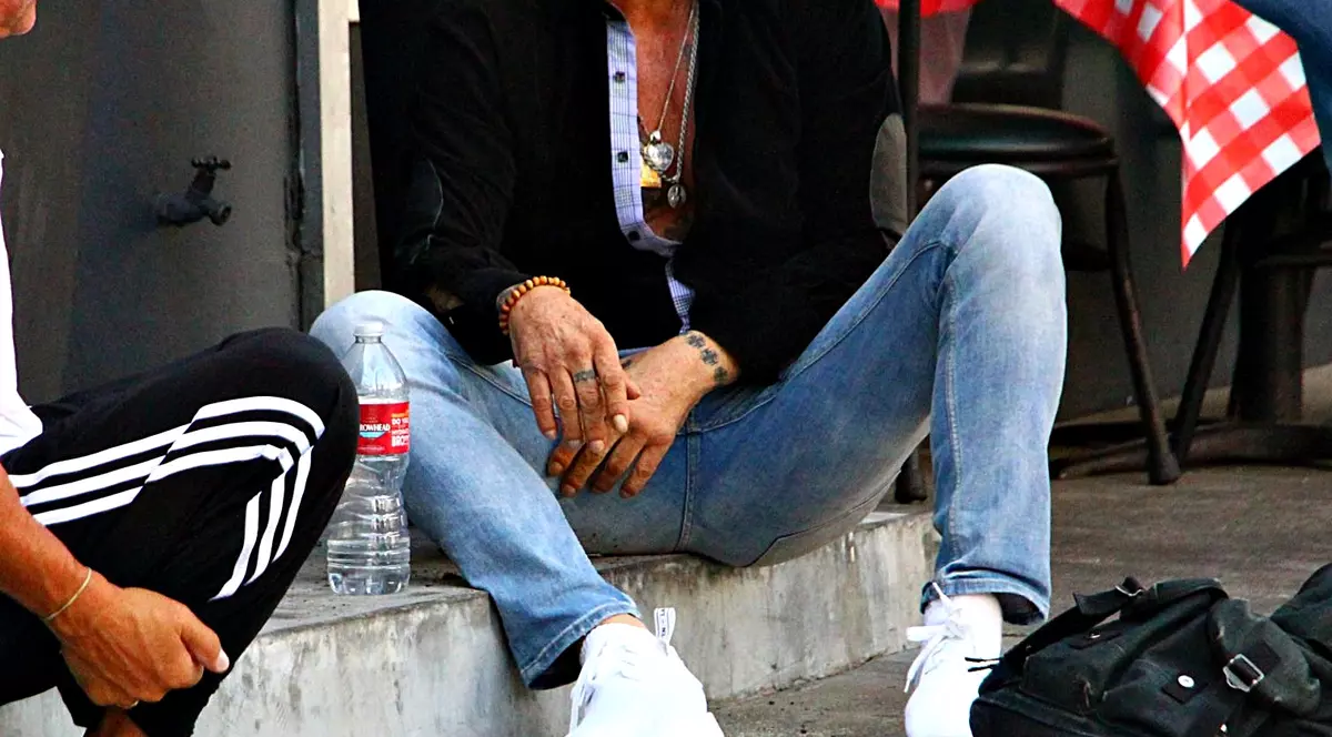 Mickey Rourke arată din ce în ce mai rău. A ajuns ținta glumelor pe internet | FOTO