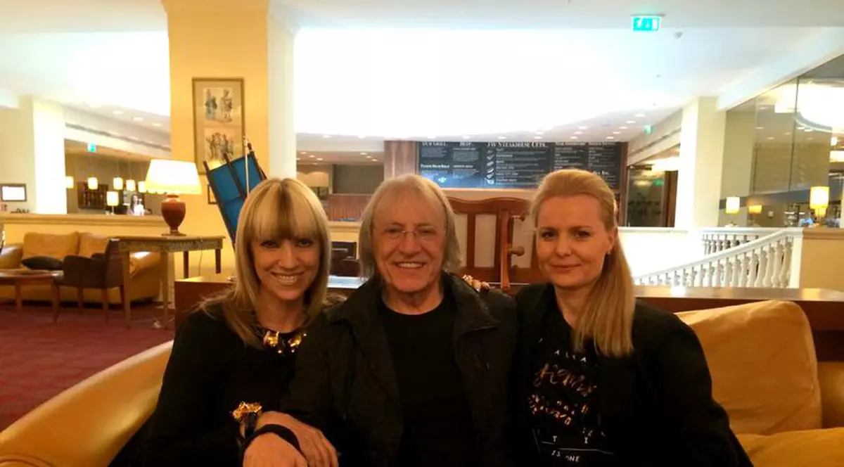 Ce spune fosta nevastă a lui Mihai Constaninescu despre actuala parteneră de viață a acestuia. "Și-a întrerupt orice activitate"