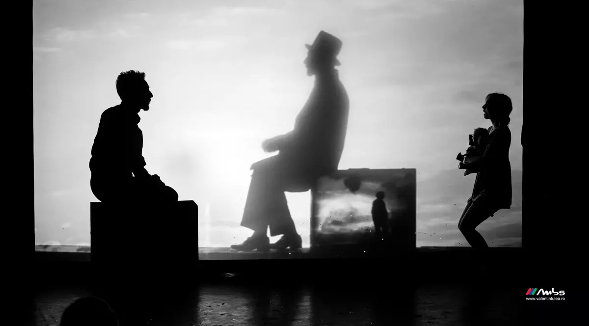 Recomandările culturale ale săptămânii. De la povestirile lui Buzzati, în care se stă în trafic ca în București, la podcastul despre relațiile de cuplu