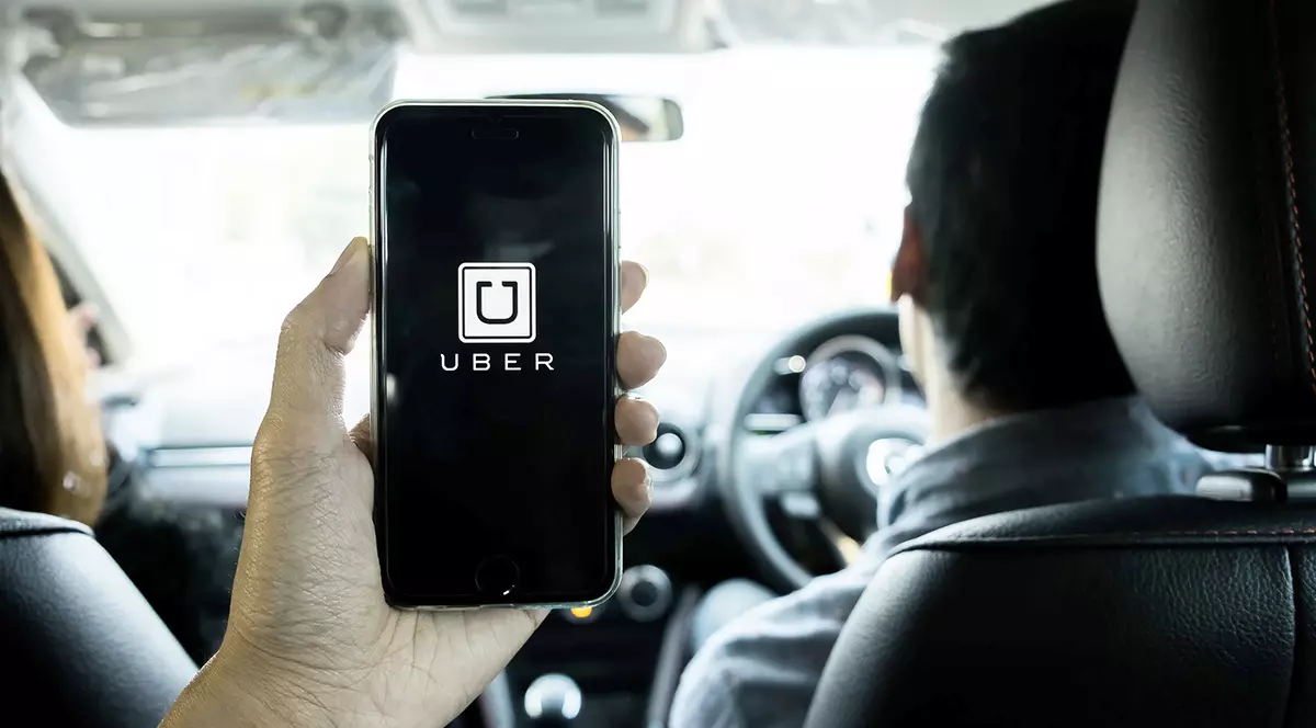 Taximetriștii se pregătesc să se opună proiectului ordonanței privind reglementarea ridesharing