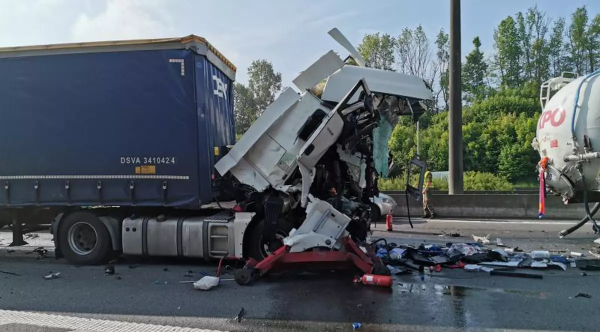 Român mort într-un accident produs pe o autostradă din Belgia