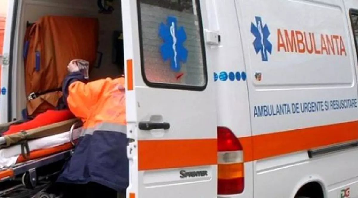 Un tânăr din Vâlcea a murit după ce a fost prins pe o bandă transportoare la fabrica de pavaje unde lucra