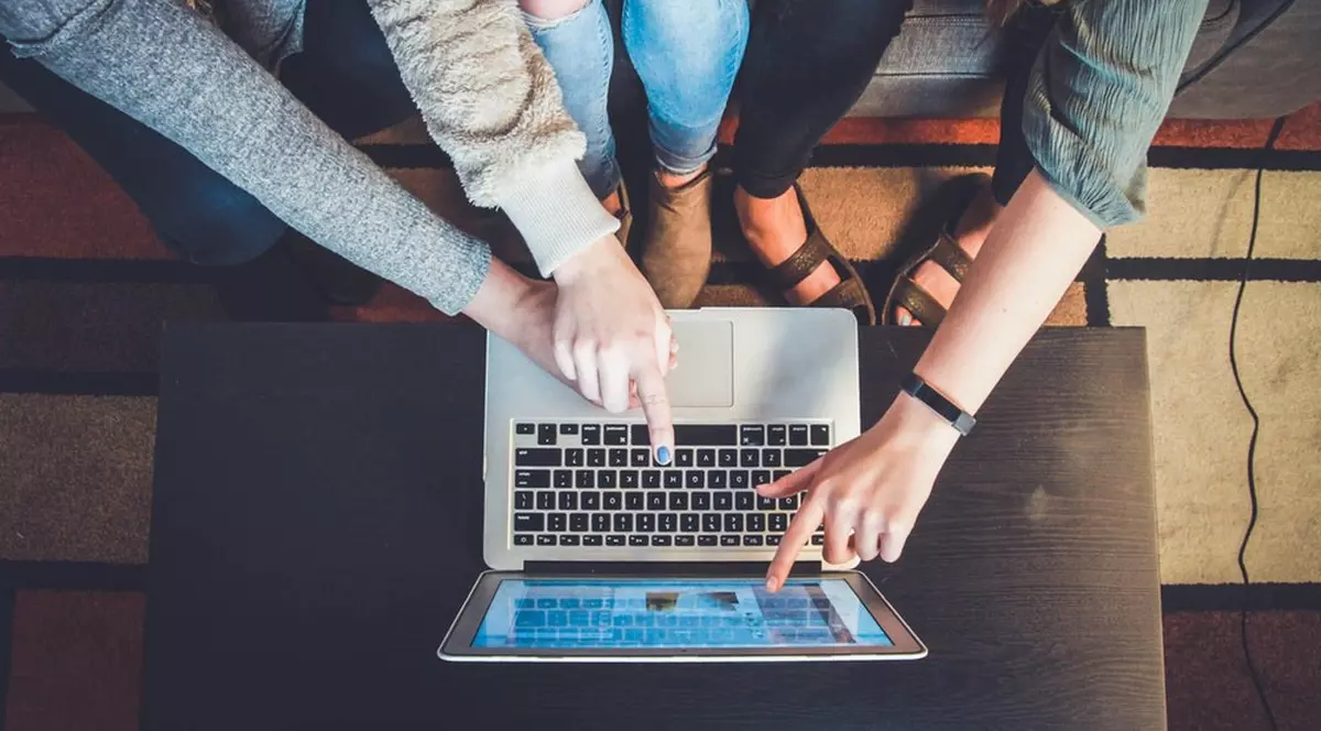 (Publicitate) Cercetările în Content Marketing: Cum să fii prima sursă de știri