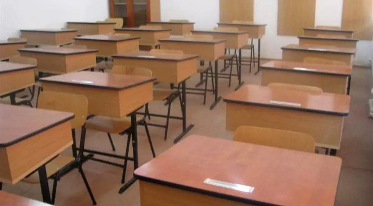 Klaus Iohannis a convocat ședință pentru deschiderea școlilor