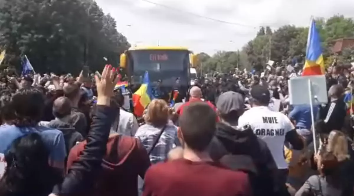 Un deputat PMP îl dă în judecată pe Liviu Dragnea, pentru afirmaţiile făcute despre protestatarii anti-PSD de la Galaţi
