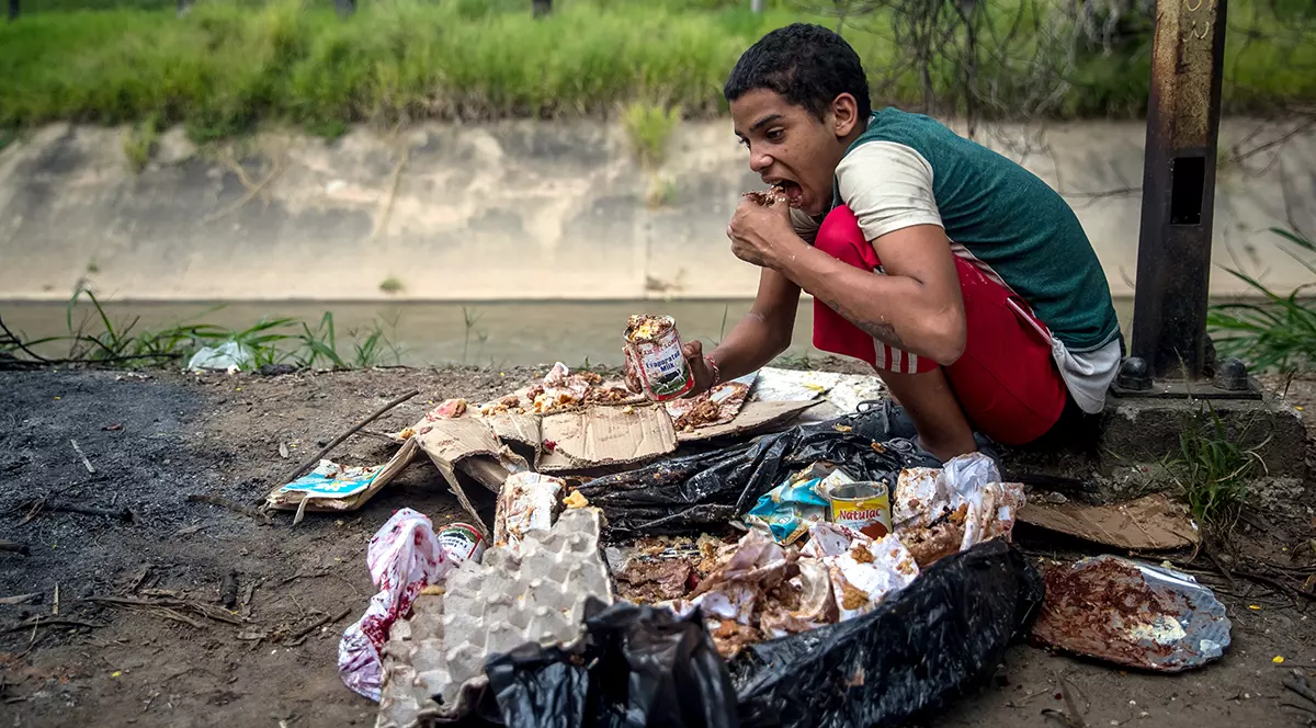 Venezuela face un apel public disperat: "SUA vor să ne falimenteze, sunt zeci de mii de morţi". Adevărul pe care regimul Maduro nu îl recunoaşte