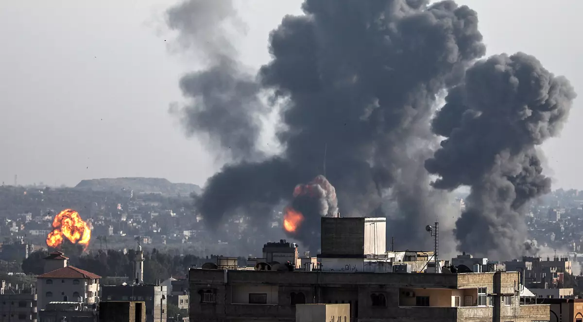 Peste 400 de rachete lansate din Fâșia Gaza spre Israel