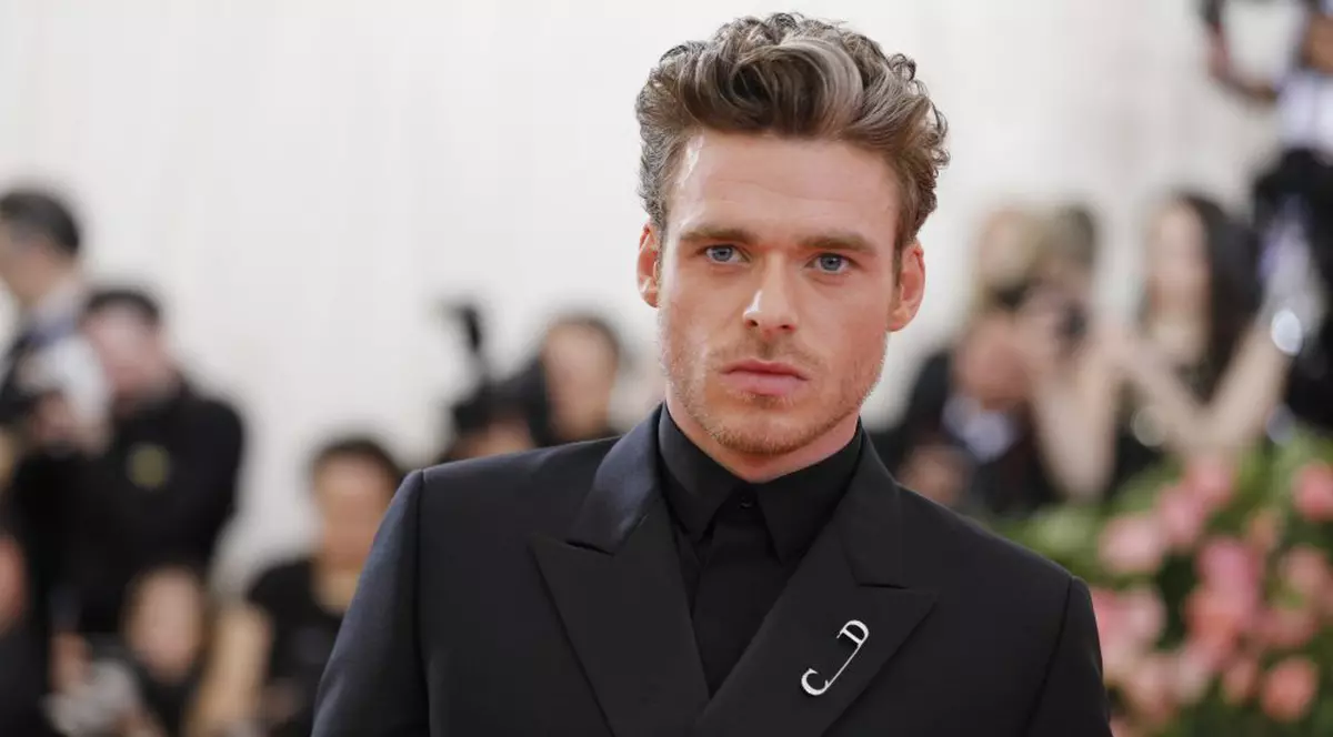 Richard Madden, actorul din "Game of Thrones", ar putea juca alături de Angelina Jolie într-un film de acțiune