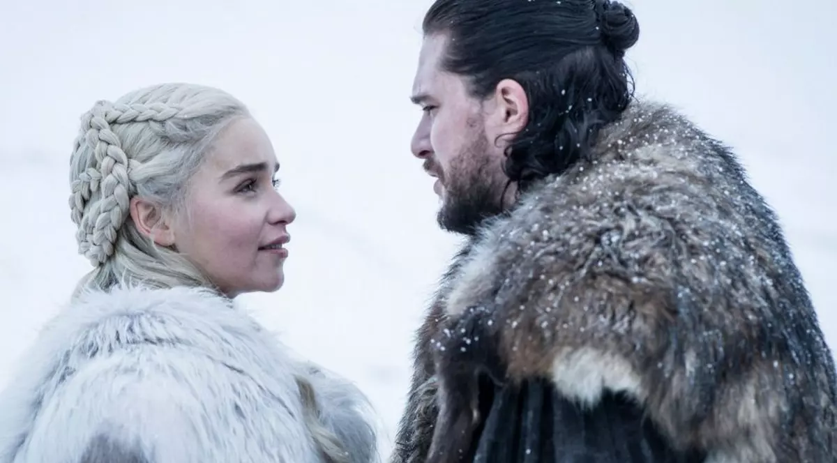 Ultimul episod din "Game of Thrones" este difuzat în această noapte. Iată 10 show-uri TV care te pot face să uiți până și de "Mama Dragonilor"