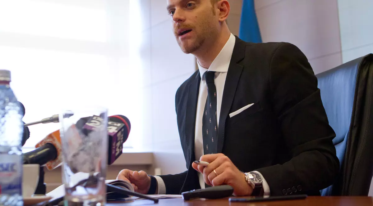 Ilan Laufer și-a lansat partidul făcut împreună cu Alexandru Coita. Cei doi promit dublarea veniturilor populației în 10 ani și serviciul militar obligatoriu