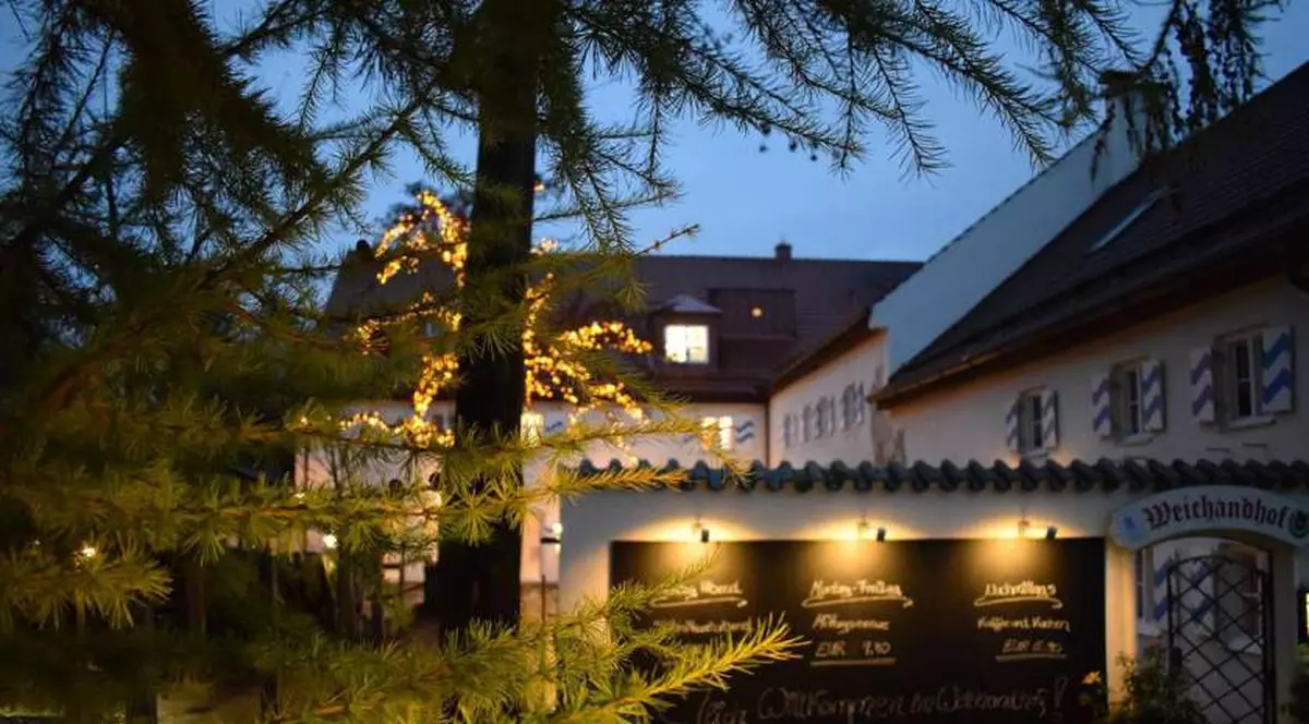 O familie de români a provocat un incendiu în camera de hotel în timpul unei excursii la Munchen